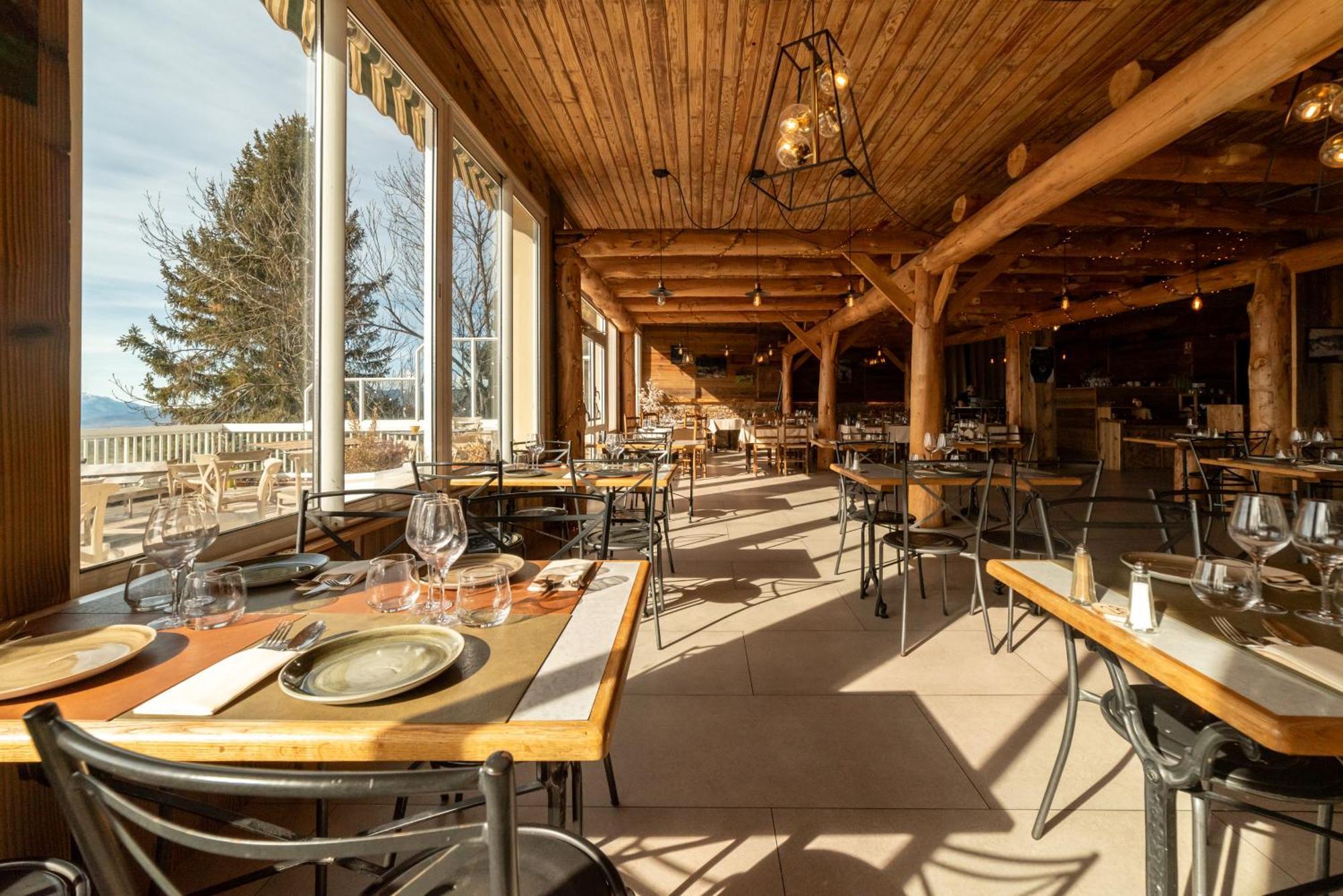 Des Pyrénées Hotel